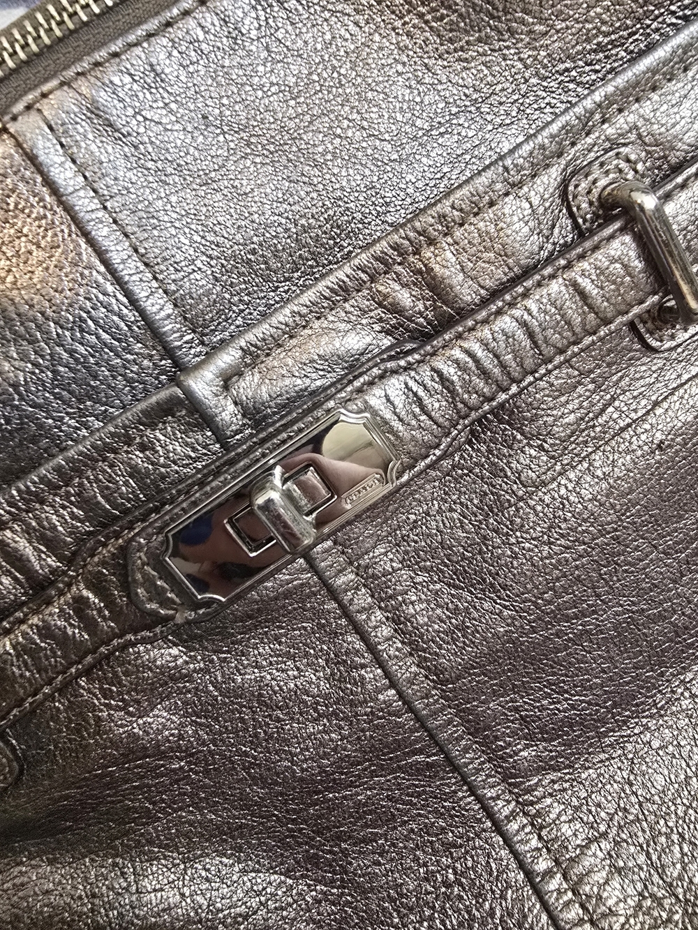 Coach Chelsea Ashlyn Metallic Pewter Leather Turnlock Hobo Bag With Wallet - Picture 2 of 16